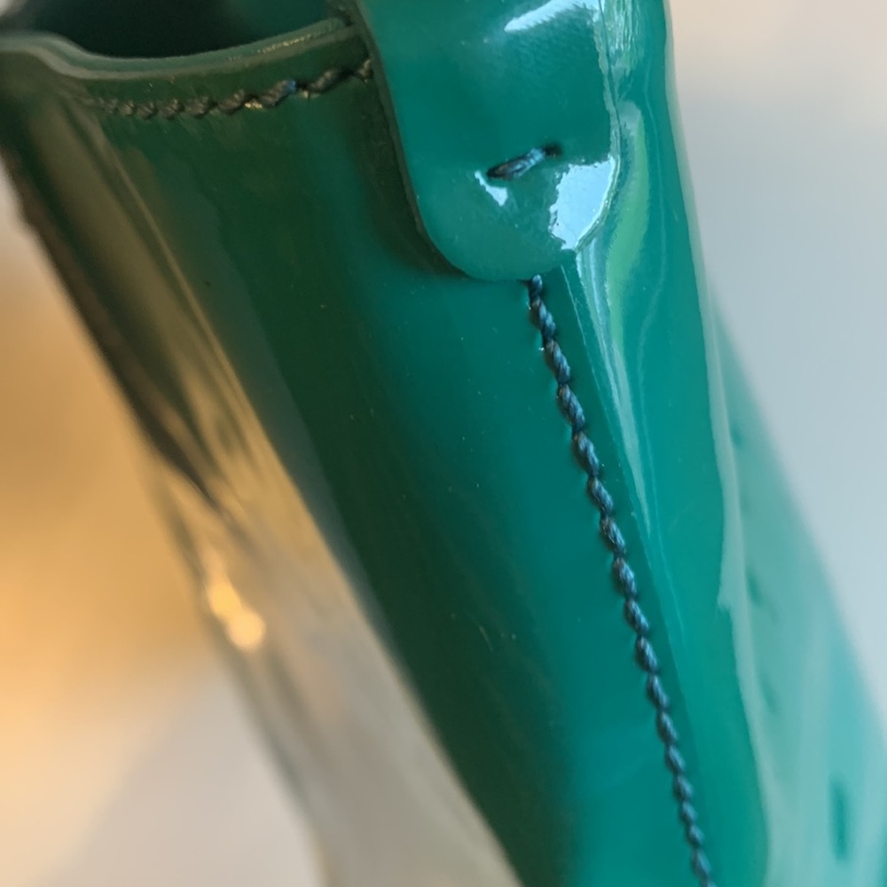 Salvatore Ferragamo patent leather tote bag - Picture 9 of 12